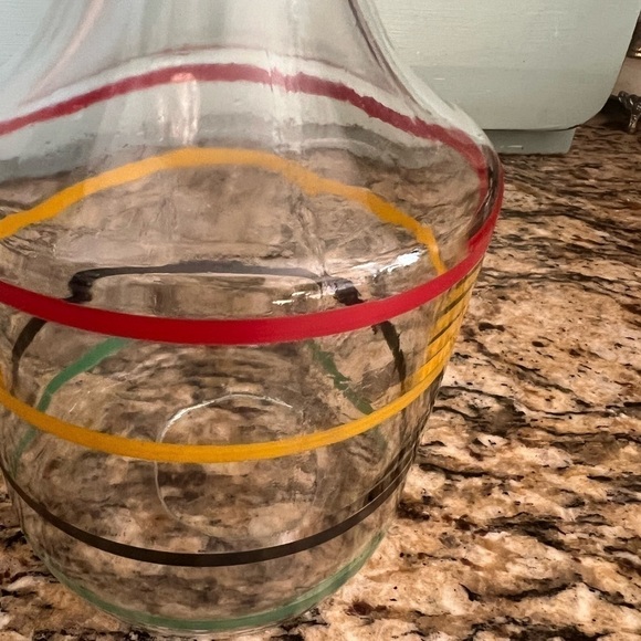 vintage Anchor Hocking glass decanter is a charming addition to any home bar - Picture 3 of 4